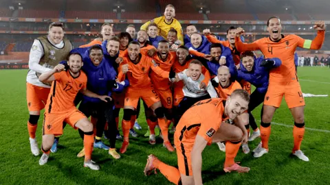 上海申花1-2不敌长春亚泰，儒尼奥尔梅开二度助力逆转失败